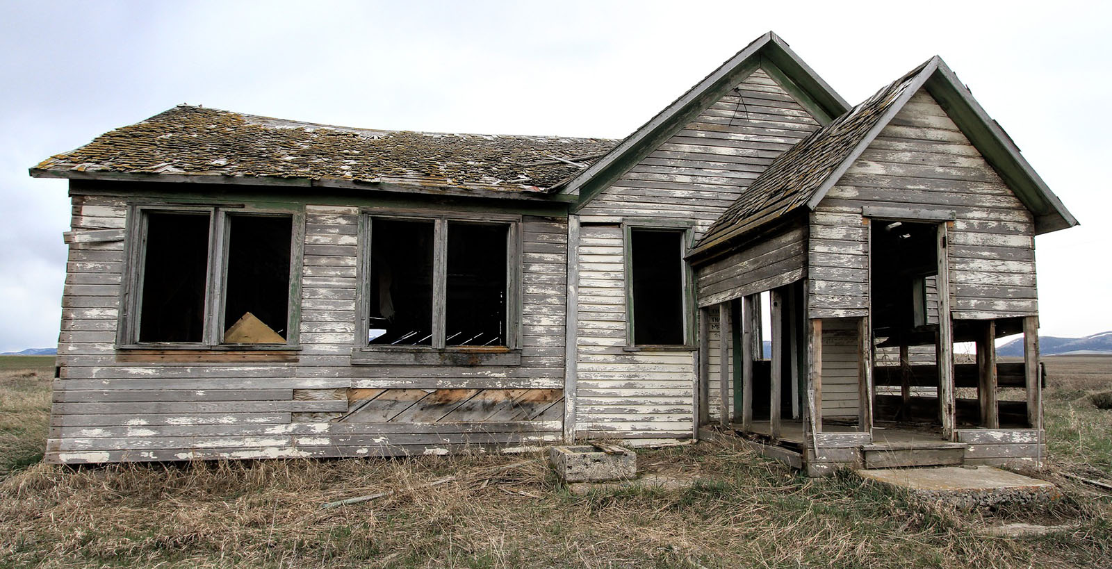 new-home-vs-existing-home-pros-of-living-in-an-old-home - Muppa ...
