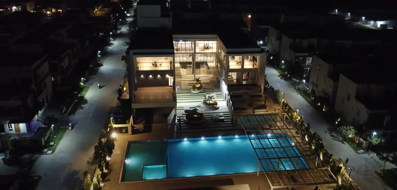 An evening at Club Indra